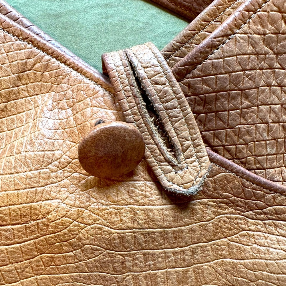 THOMAS LEATHER CAMEL COLOR CROSSBODY BAG. - Picture 9 of 10
